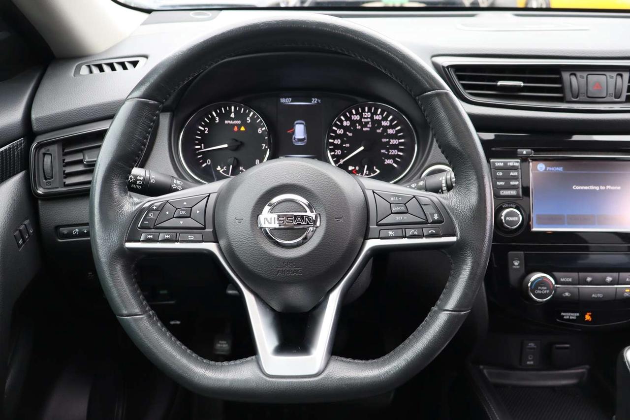 2017 Nissan Rogue SL AWD   ACCIDENT FREE   SAFETY CERTIFICATION INCLUDED Photo