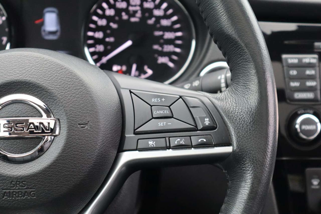 2017 Nissan Rogue SL AWD   ACCIDENT FREE   SAFETY CERTIFICATION INCLUDED Photo