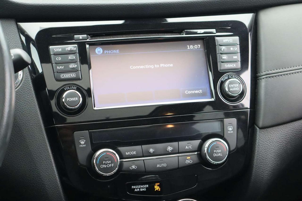 2017 Nissan Rogue SL AWD   ACCIDENT FREE   SAFETY CERTIFICATION INCLUDED Photo