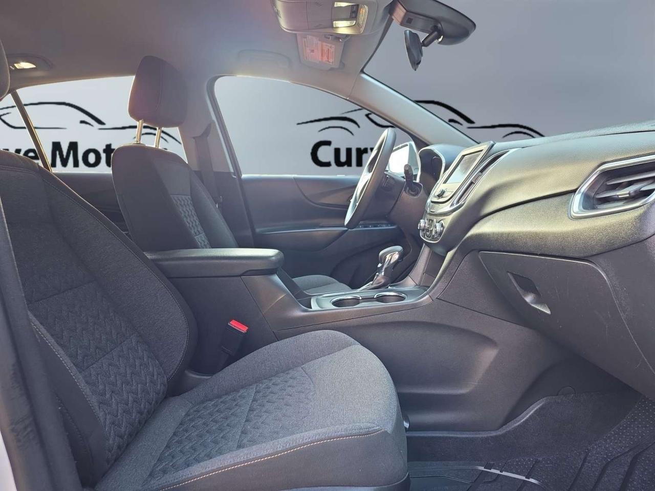 2023 Chevrolet Equinox NO ACCIDENTS / 1 OWNER / FULL SERVICE HISTORY / CARPLAY / CAMERA Photo