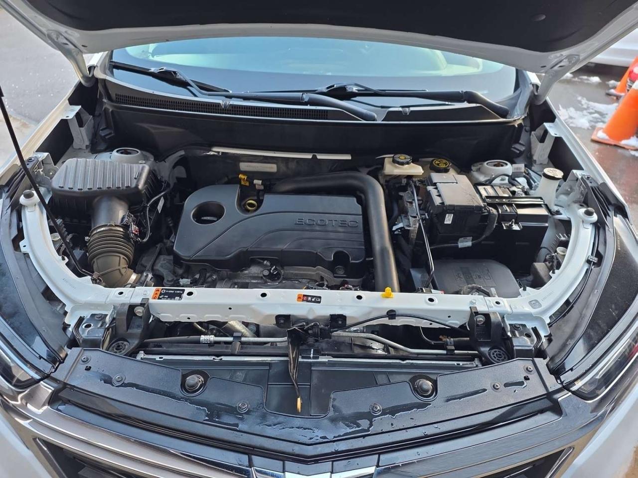2023 Chevrolet Equinox NO ACCIDENTS / 1 OWNER / FULL SERVICE HISTORY / CARPLAY / CAMERA Photo