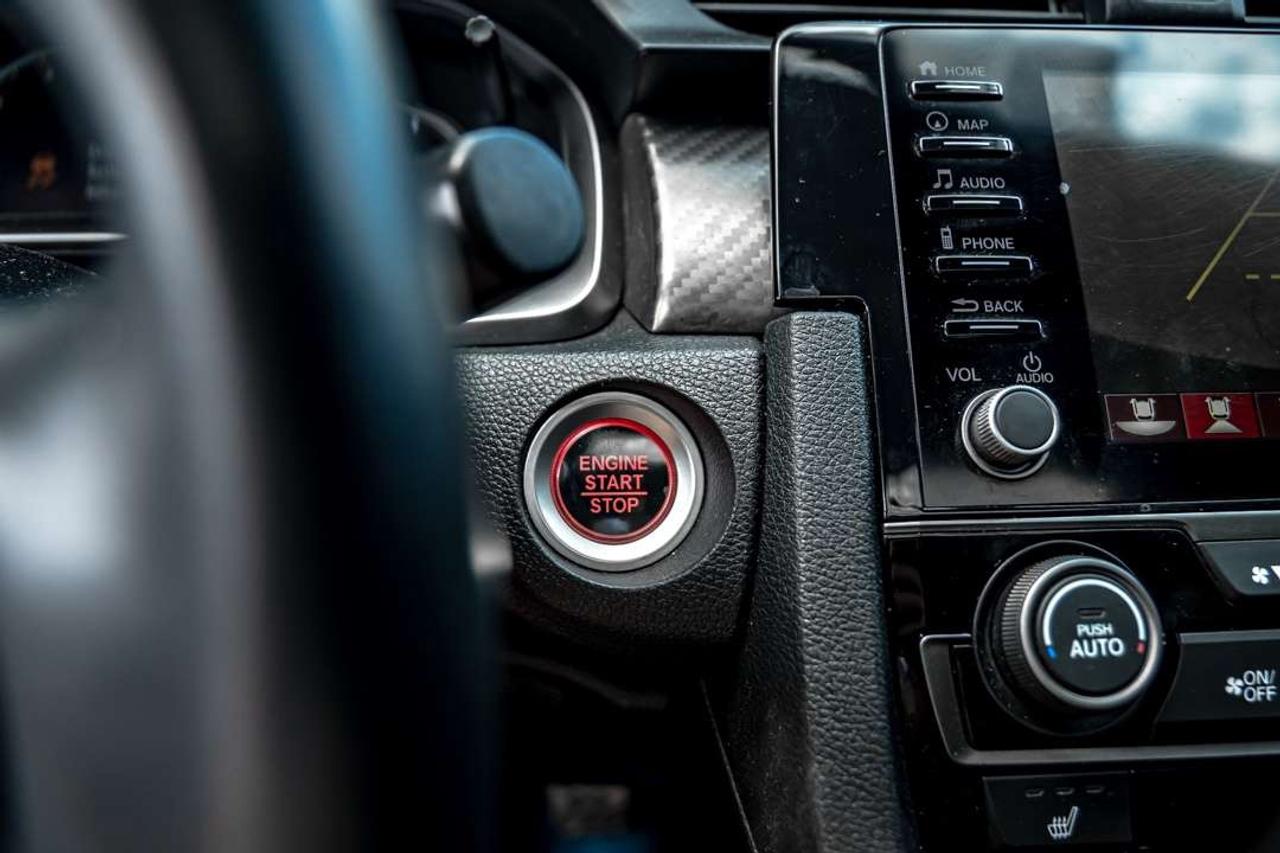 2019 Honda Civic Manual Photo