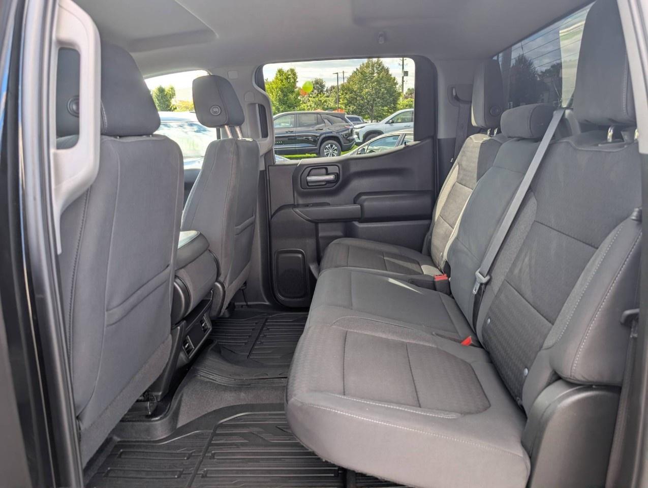 2021 GMC Sierra 1500 Crew Cab Standard Box 4-Wheel Drive Photo