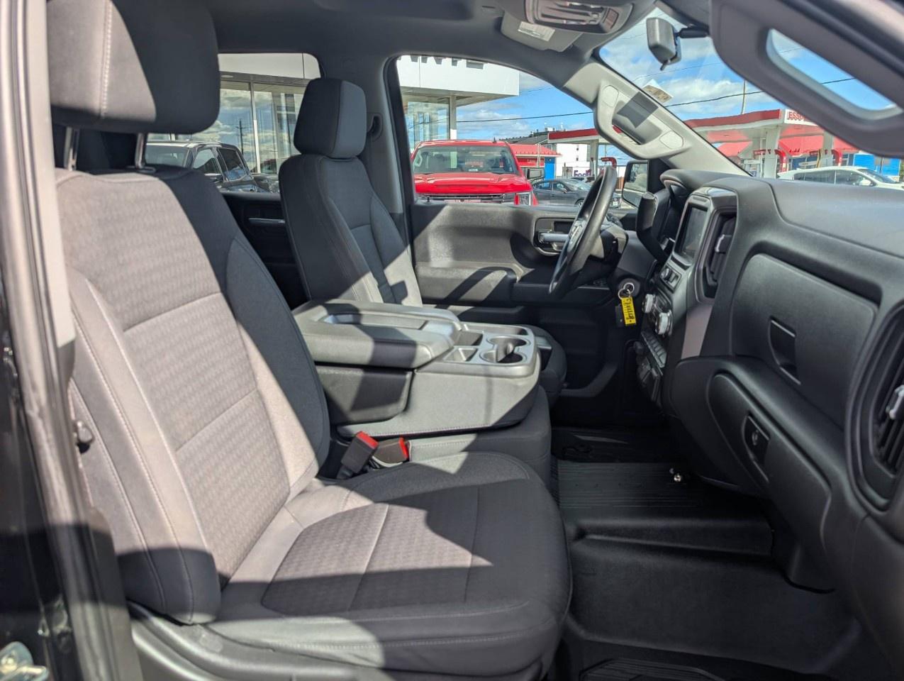 2021 GMC Sierra 1500 Crew Cab Standard Box 4-Wheel Drive Photo