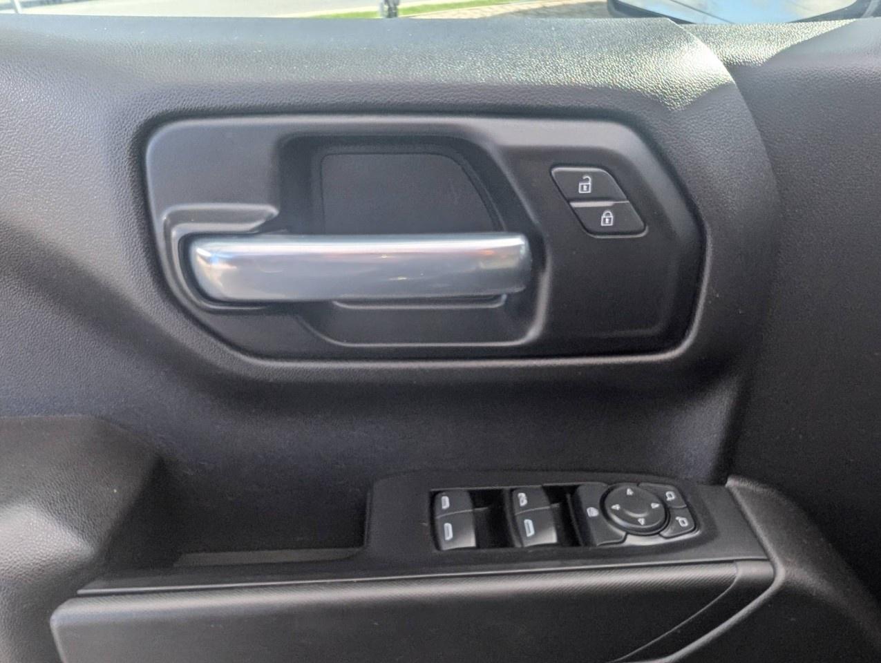2021 GMC Sierra 1500 Crew Cab Standard Box 4-Wheel Drive Photo