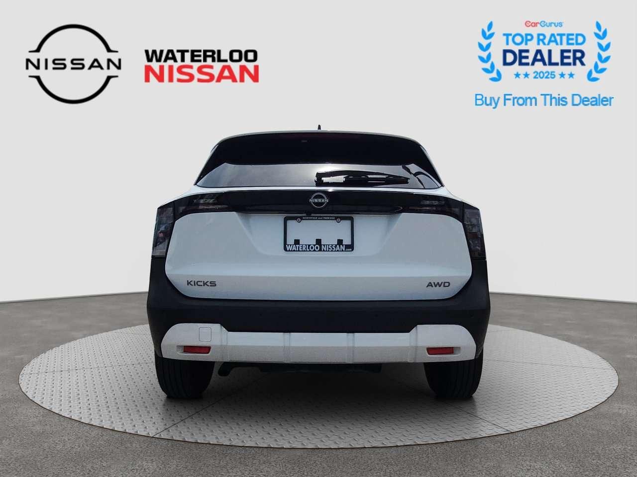 2026 Nissan Kicks SV Premium AWD DEMO SALE Photo3