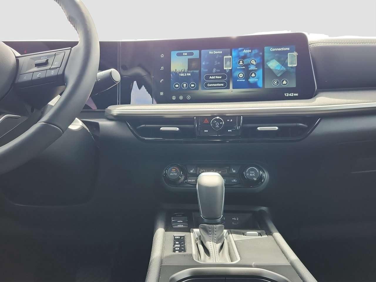 2026 Nissan Kicks SV Premium AWD DEMO SALE Photo