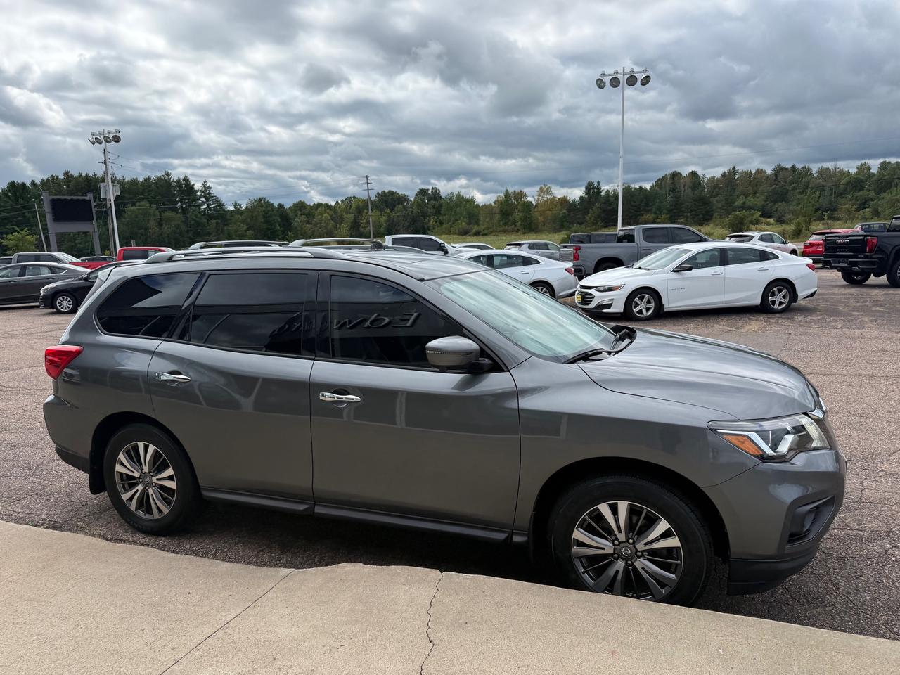 2019 Nissan Pathfinder SL Premium (CVT) 4dr 4x4 Photo