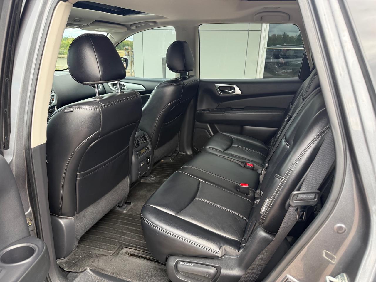 2019 Nissan Pathfinder SL Premium (CVT) 4dr 4x4 Photo