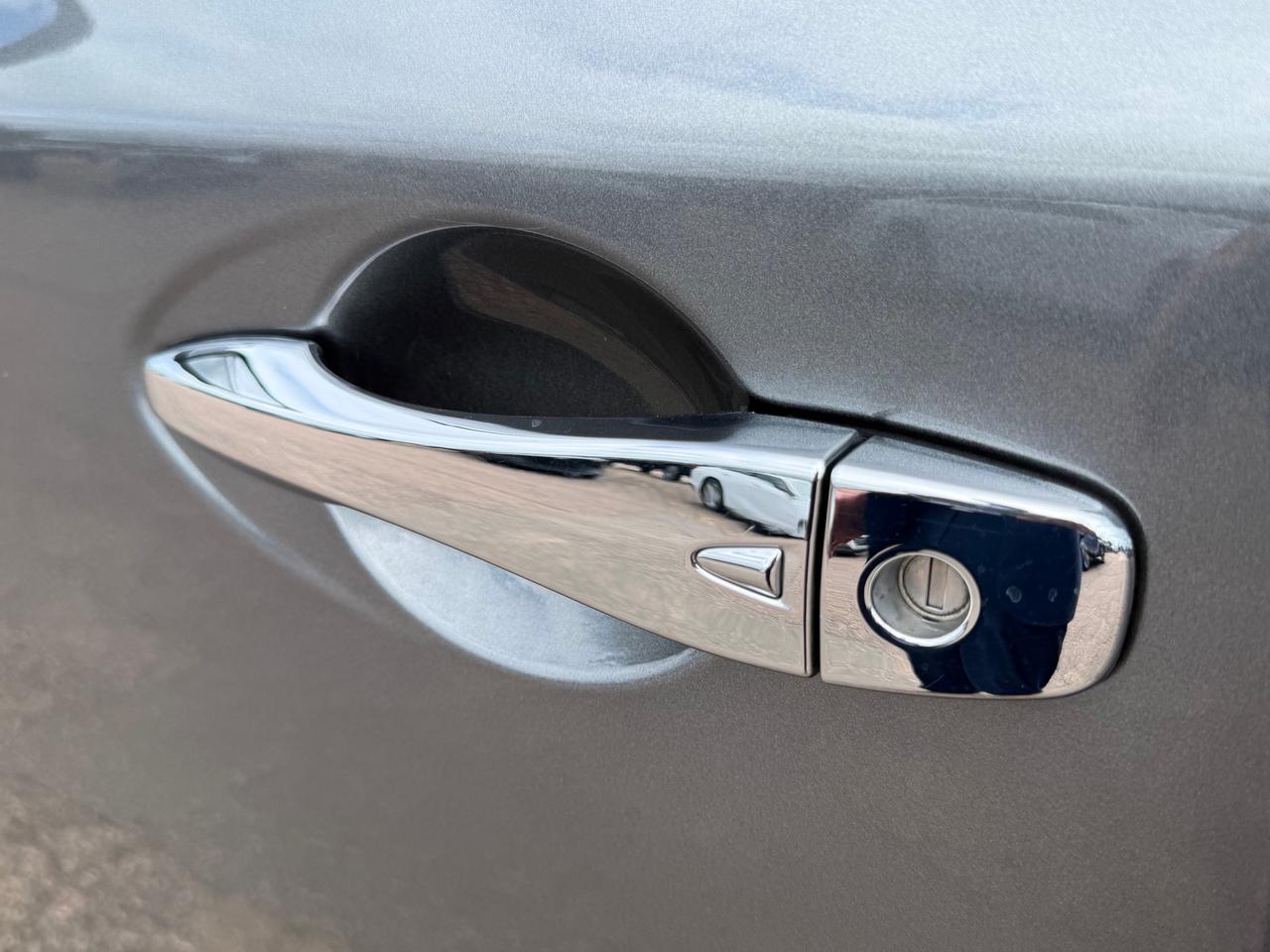 2019 Nissan Pathfinder SL Premium (CVT) 4dr 4x4 Photo
