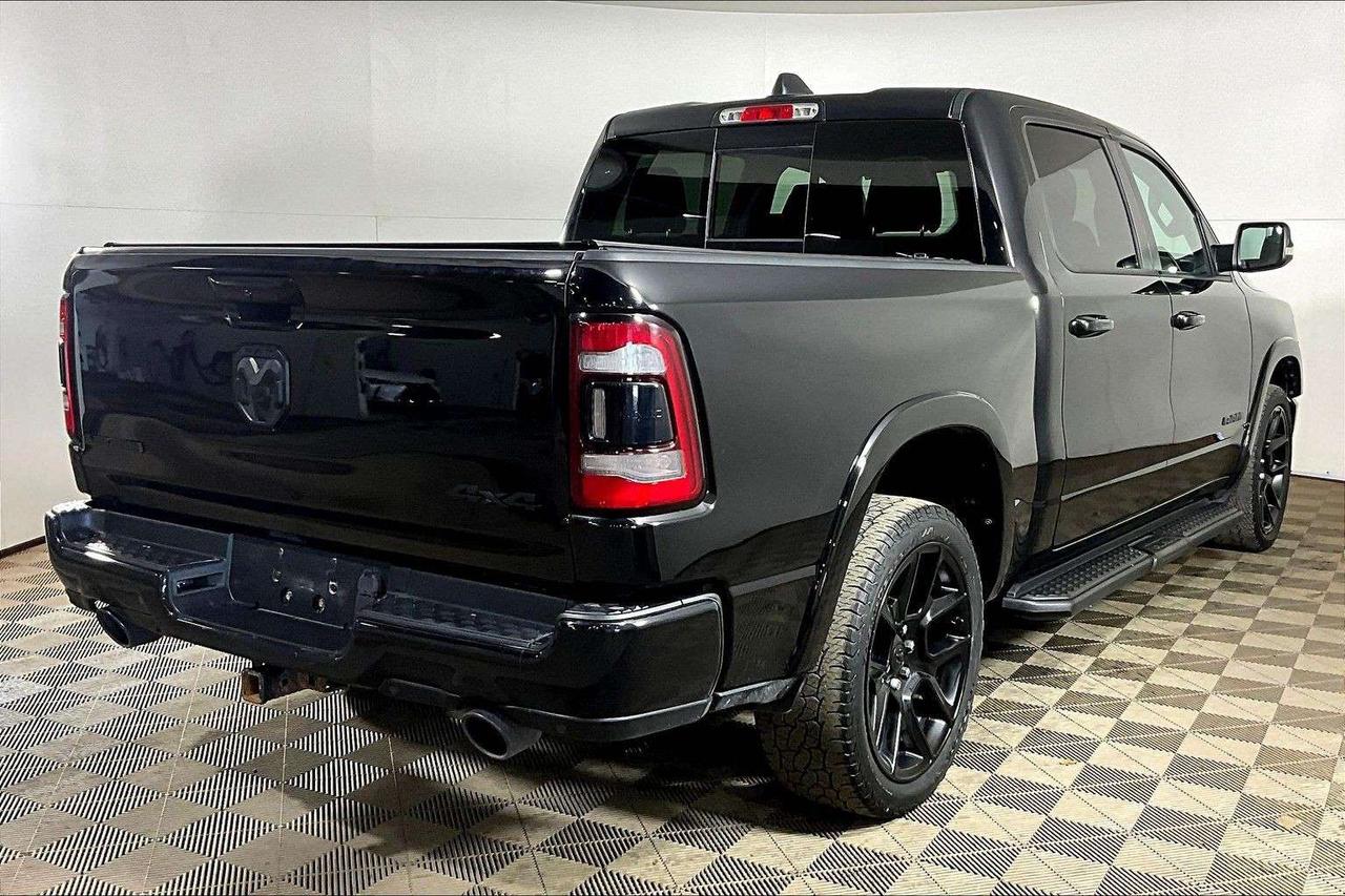 2022 RAM 1500 Laramie 4x4 Crew Cab 5'7 Box Photo