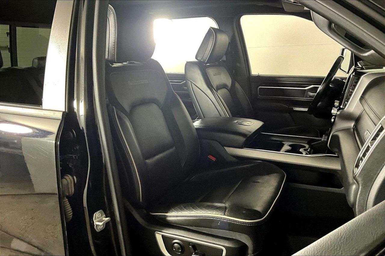 2022 RAM 1500 Laramie 4x4 Crew Cab 5'7 Box Photo