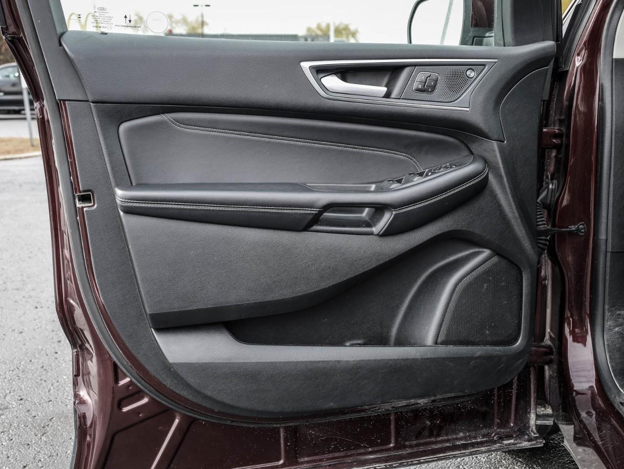 2024 Ford Edge TITANIUM 4DR ALL-WHEEL DRIVE Photo