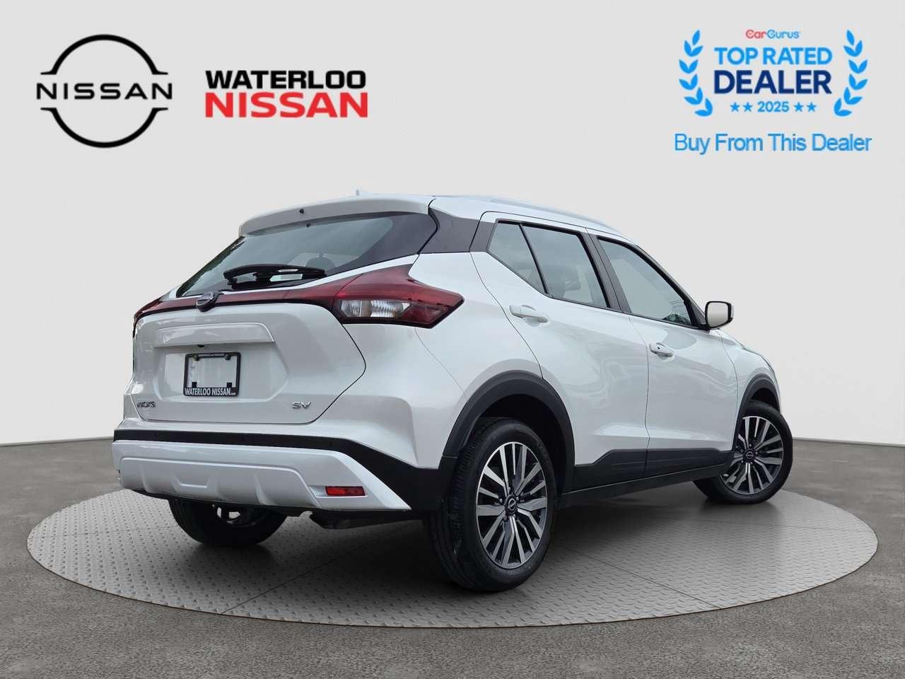 2024 Nissan Kicks SV Photo4
