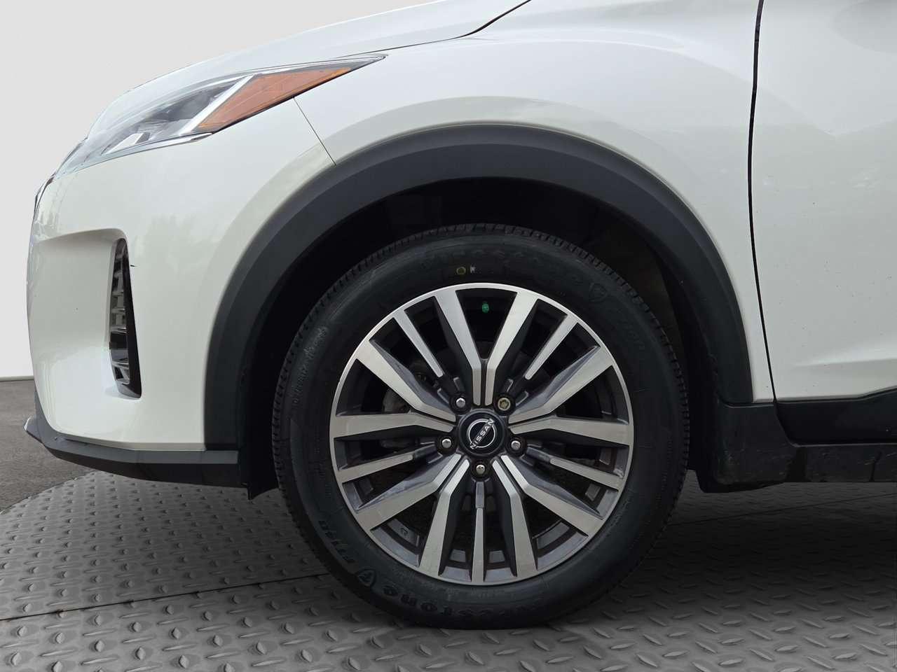 2024 Nissan Kicks SV Photo