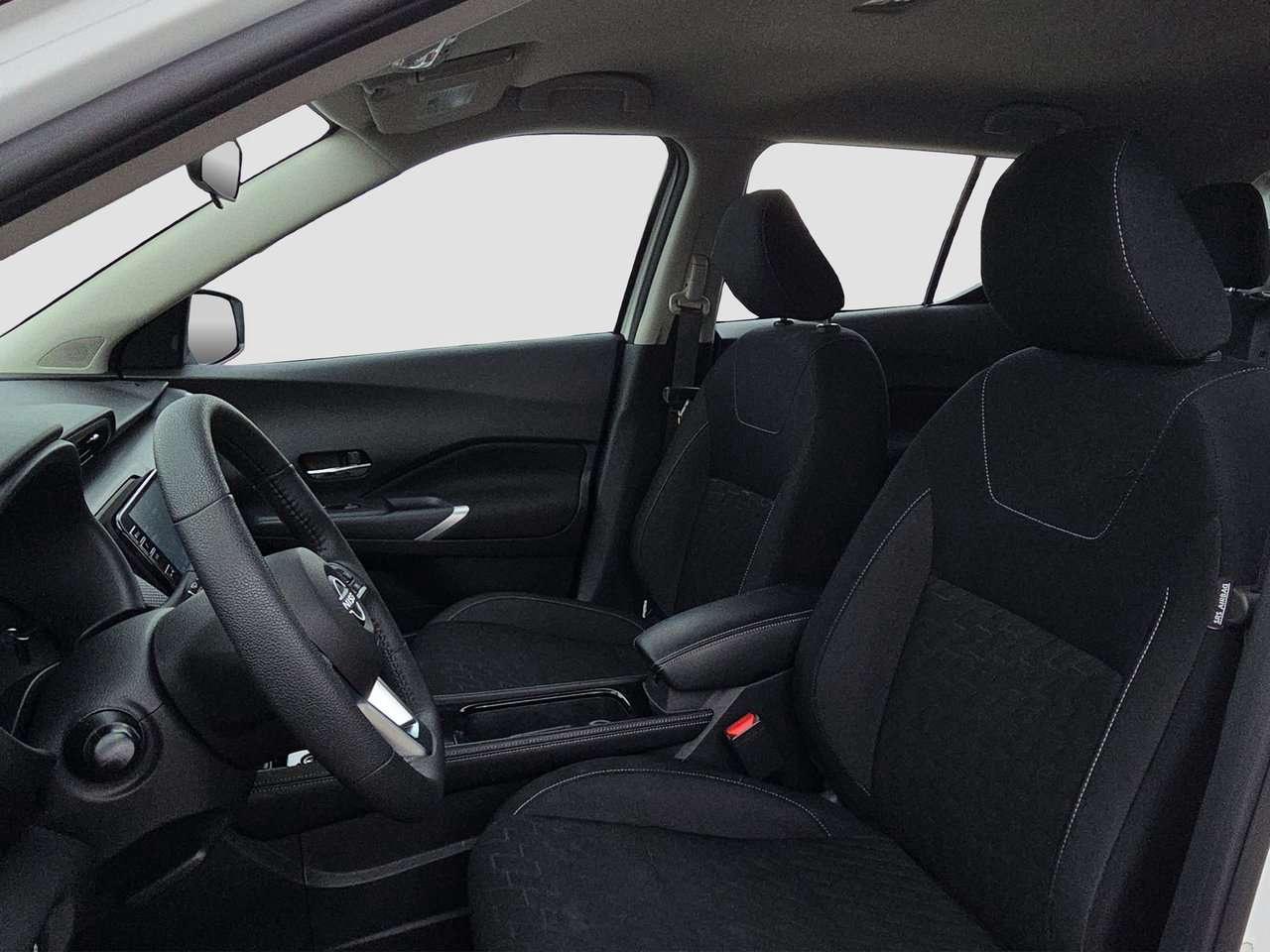 2024 Nissan Kicks SV Photo