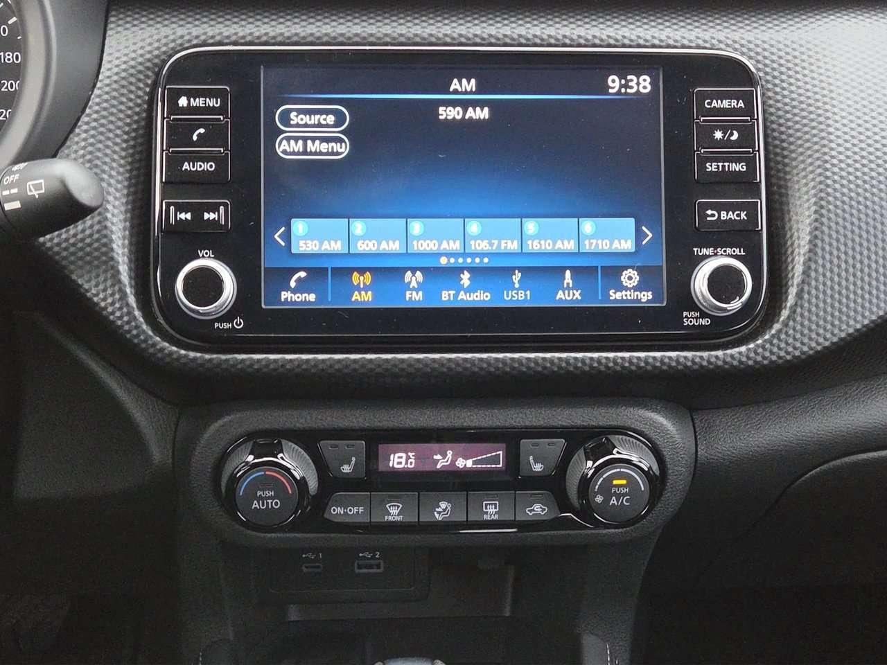 2024 Nissan Kicks SV Photo