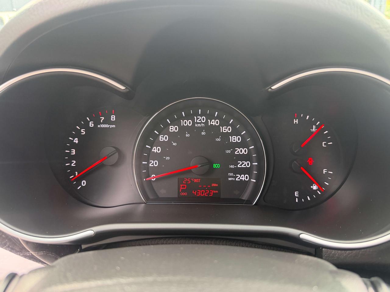 2015 Kia Sorento EX !!! YES ONLY 42992 KMS !!! ONE OWNER !! MINT !! Photo