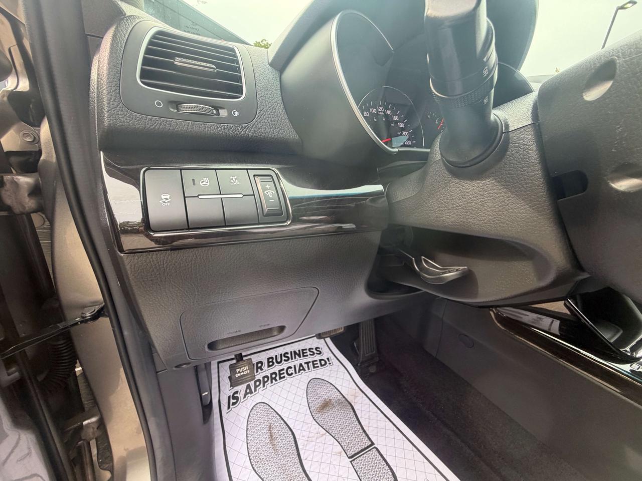 2015 Kia Sorento EX !!! YES ONLY 42992 KMS !!! ONE OWNER !! MINT !! Photo