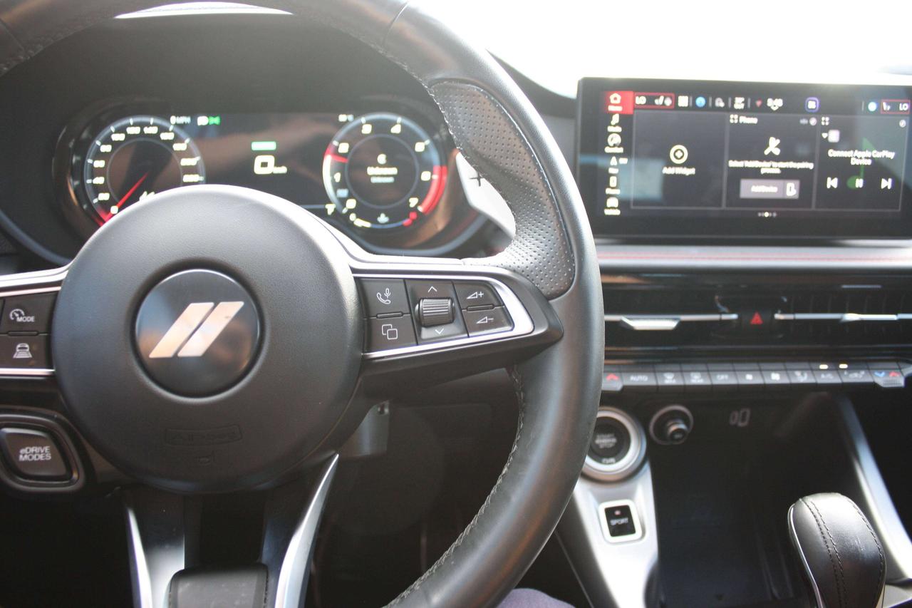 2024 Dodge Hornet R/T Plus / Leather / Sunroof / Harman Kardon Photo