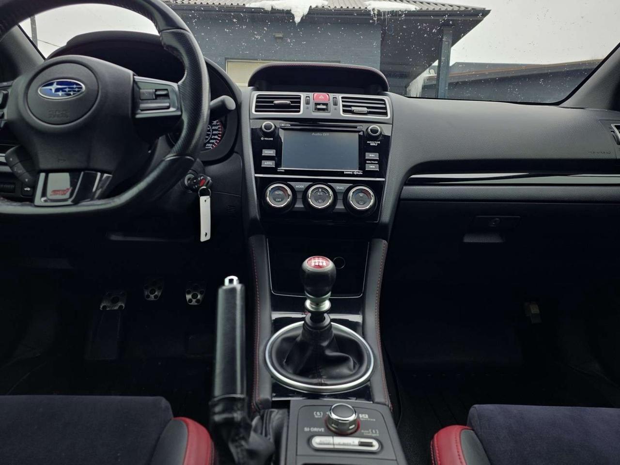 2018 Subaru WRX STI Manual * VERY LOW KM / CAMERA / HEATED SEATS / ALLOYS Photo