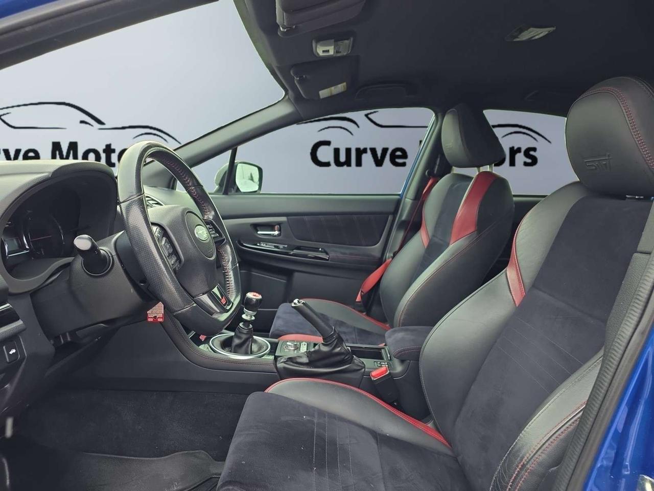 2018 Subaru WRX STI Manual * VERY LOW KM / CAMERA / HEATED SEATS / ALLOYS Photo