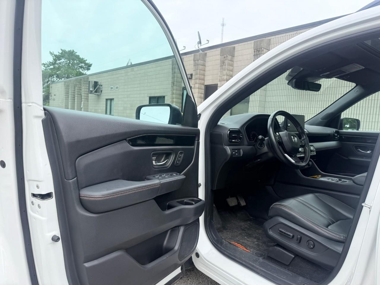 2023 Honda Pilot TrailSport 4dr All-Wheel Drive Photo