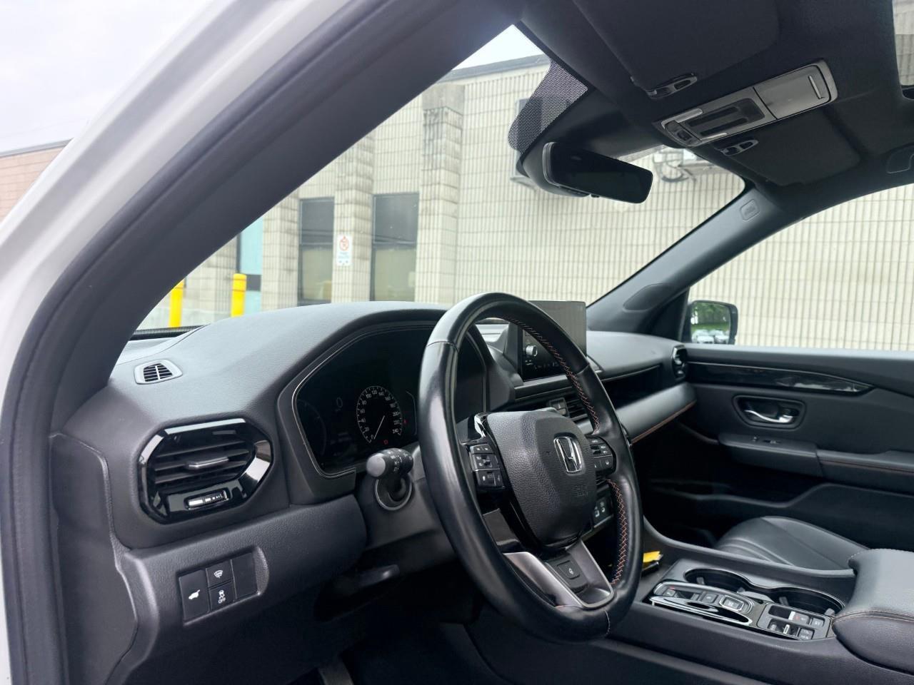 2023 Honda Pilot TrailSport 4dr All-Wheel Drive Photo