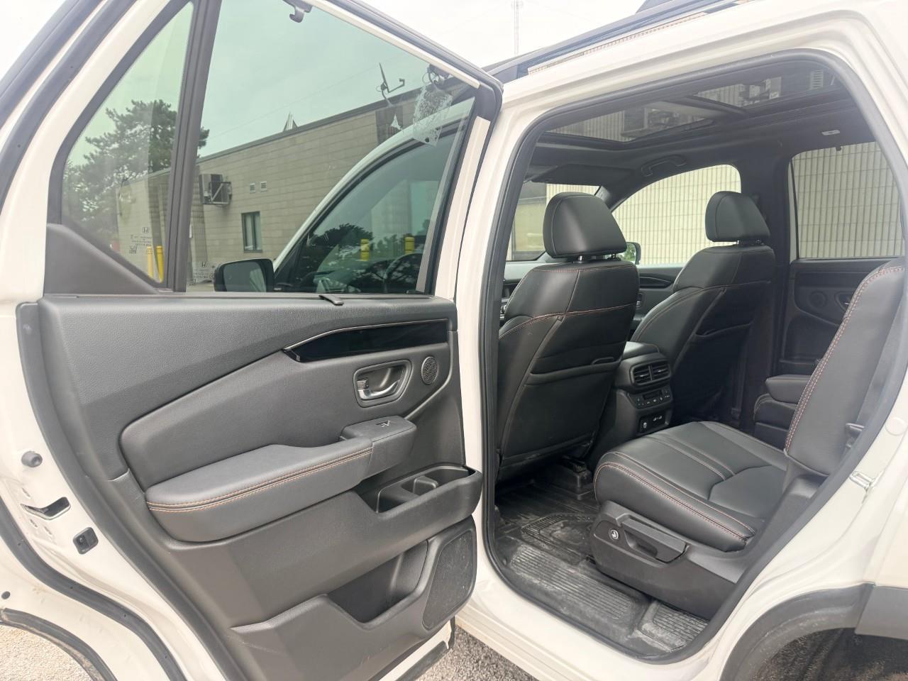 2023 Honda Pilot TrailSport 4dr All-Wheel Drive Photo