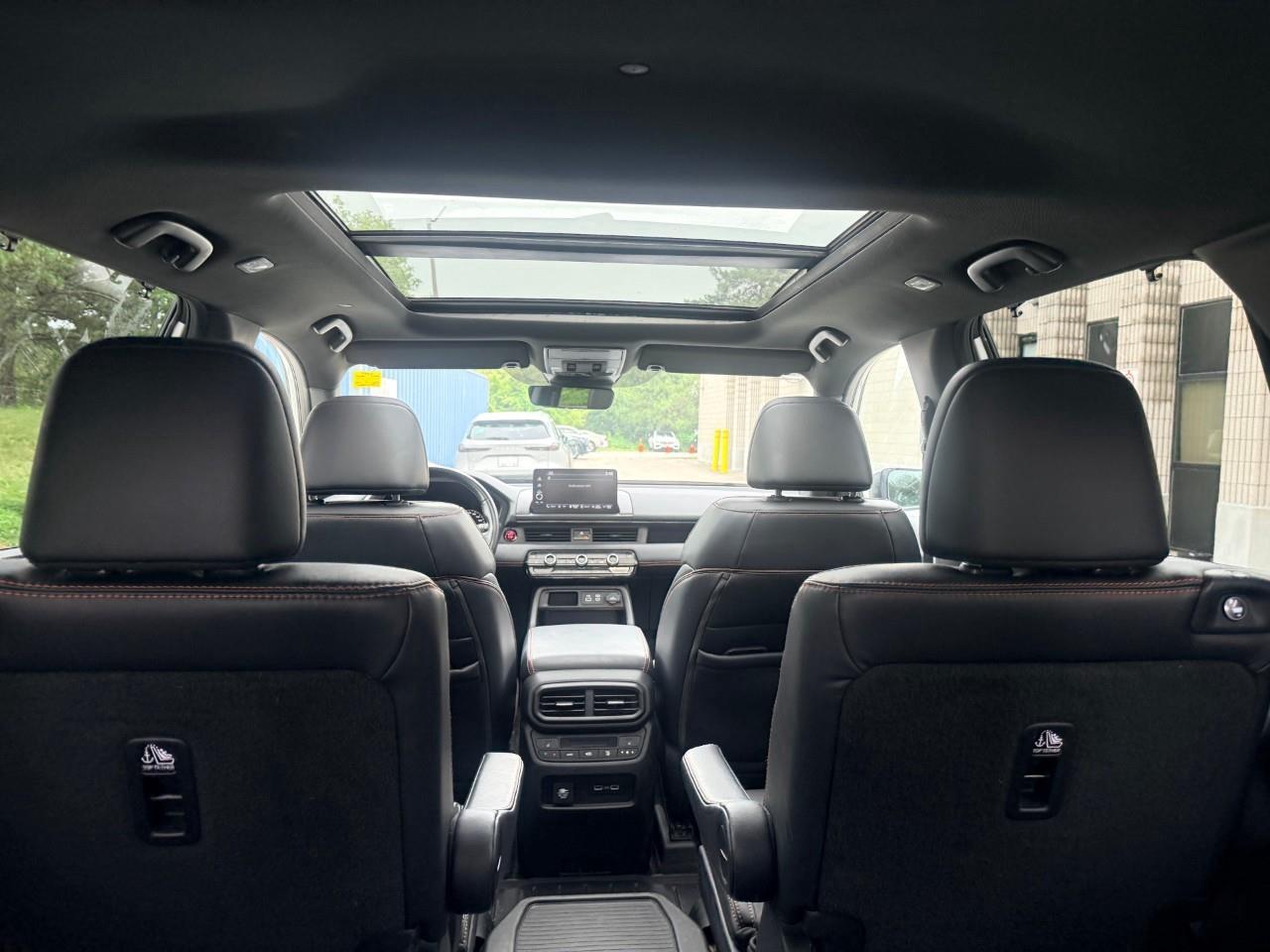 2023 Honda Pilot TrailSport 4dr All-Wheel Drive Photo