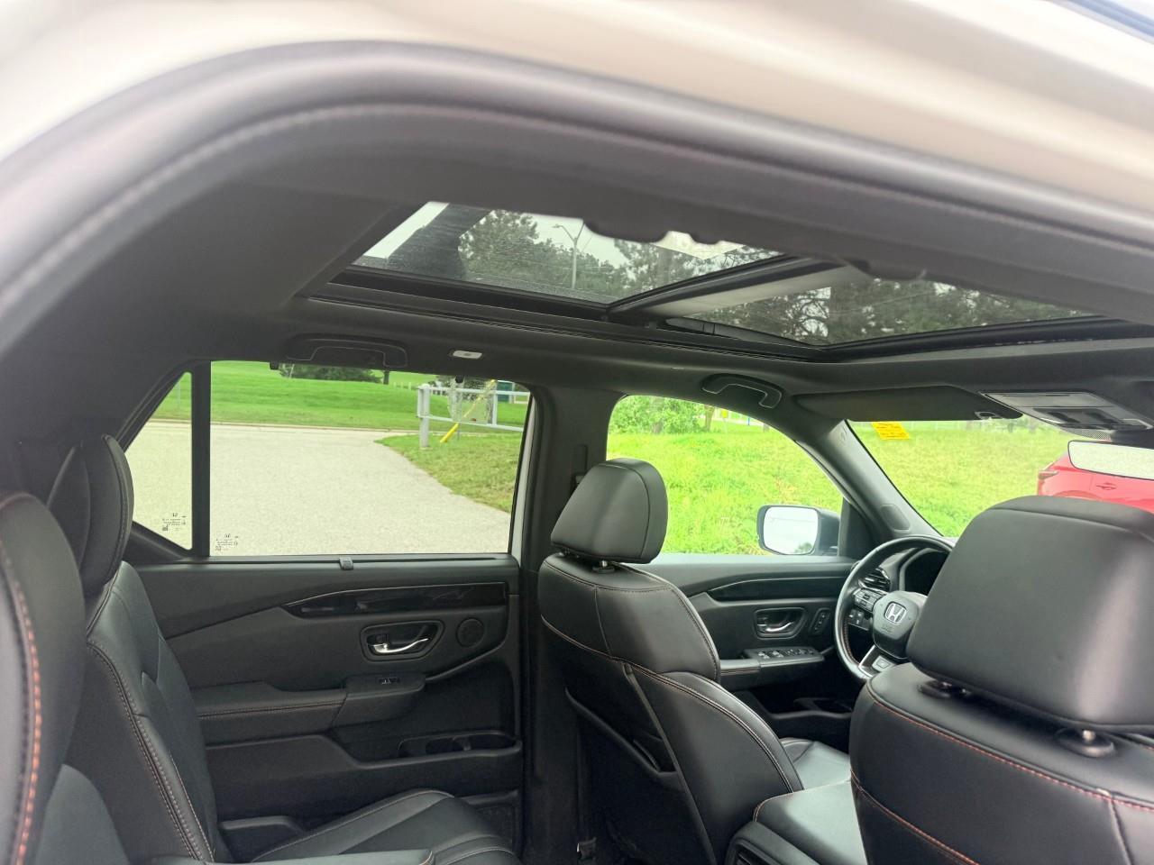 2023 Honda Pilot TrailSport 4dr All-Wheel Drive Photo