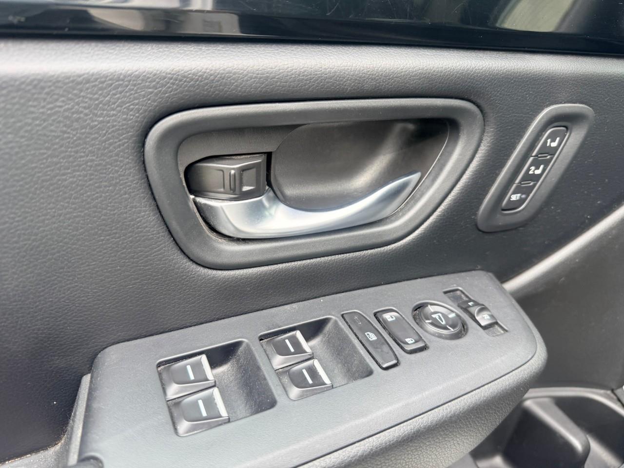 2023 Honda Pilot TrailSport 4dr All-Wheel Drive Photo