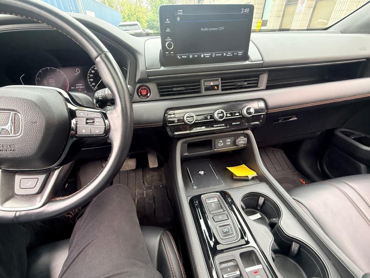 2023 Honda Pilot TrailSport 4dr All-Wheel Drive Photo