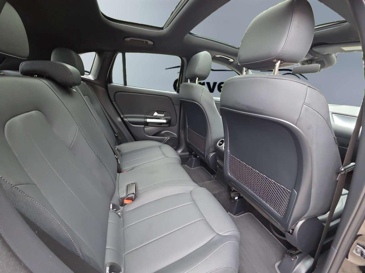 2026 Mercedes-Benz GLA GLA 250 4MATIC * NO ACCIDENTS / CARPLAY / CAMERA / PANORAMIC / BLIND SPOT Photo