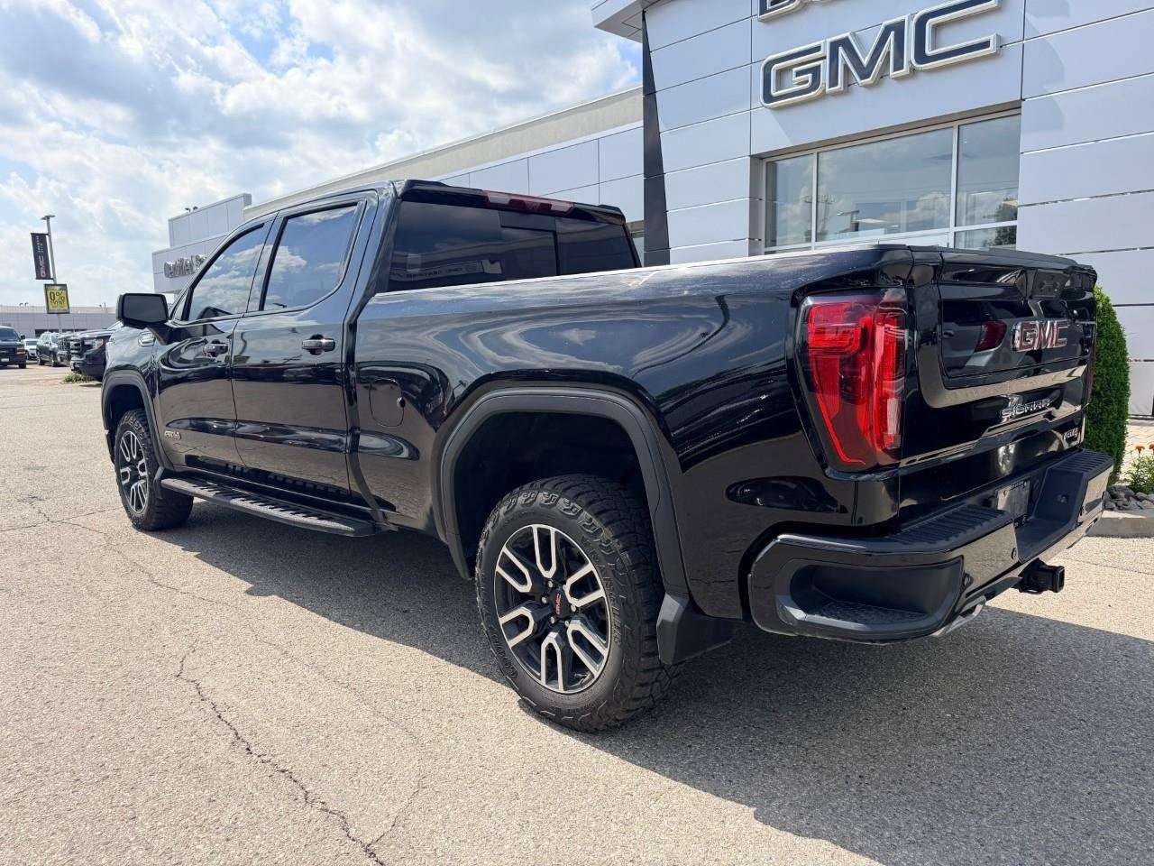 2026 GMC Sierra 1500 AT4, 3.0L DIESEL, 4X4, ALLOYS, LEATHER, 1-OWNER, MACMASTER ORIGINAL, CERTIFIED PREOWNED! Photo
