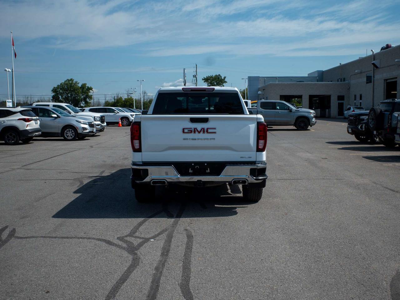 2025 GMC Sierra 1500 SLE - Remote Engine Start   Adjustable Lumbar Photo