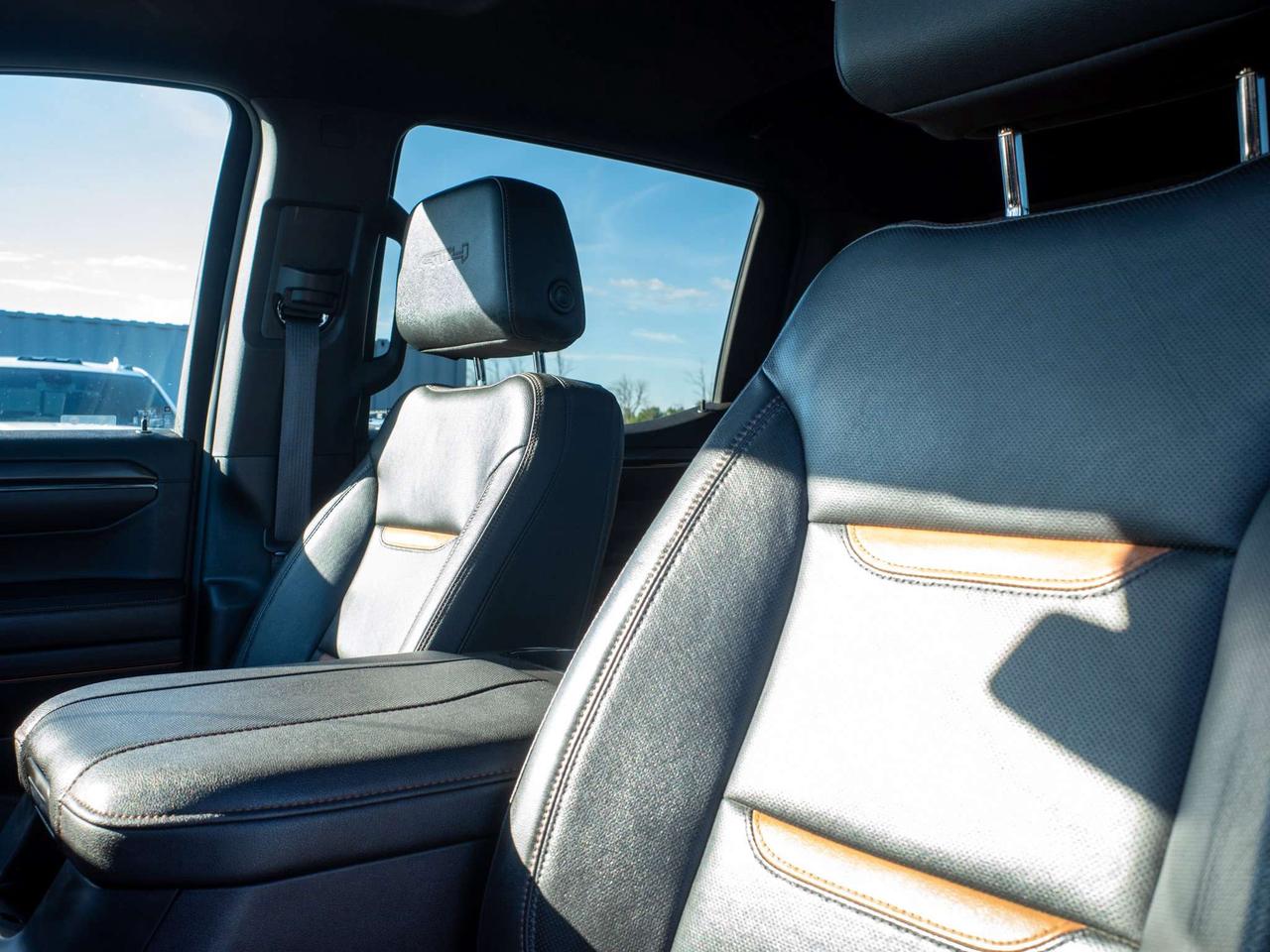 2024 GMC Sierra 1500 AT4 - Lane Departure Warning   Adaptive Cruisel Photo