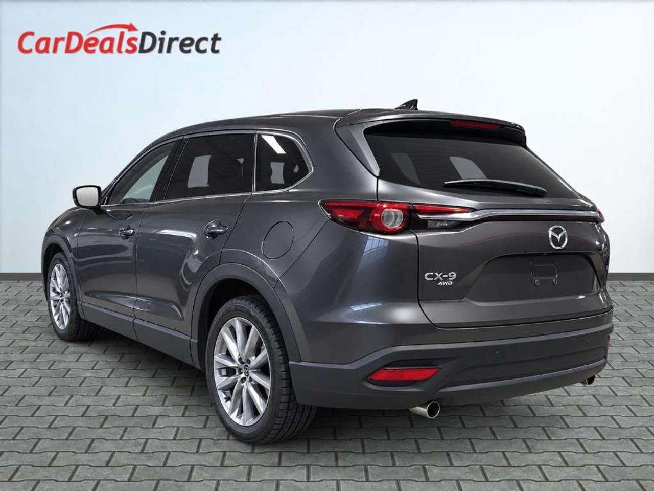 2021 Mazda CX-9 TOURING AWD / Leather / NAVI / Sunroof / 7-Passenger / Heated Seats / Backup Camera Photo4