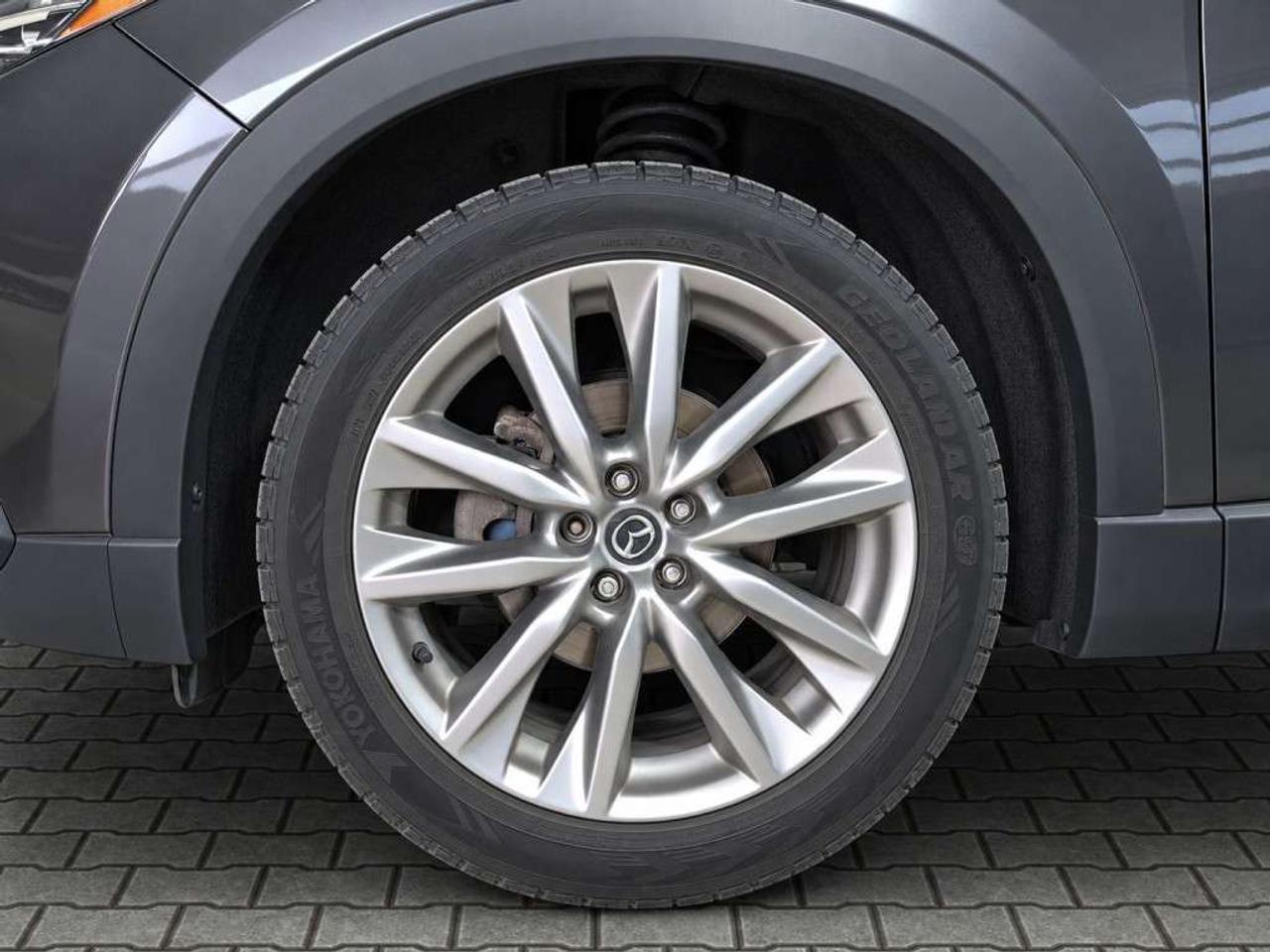 2021 Mazda CX-9 TOURING AWD / Leather / NAVI / Sunroof / 7-Passenger / Heated Seats / Backup Camera Photo