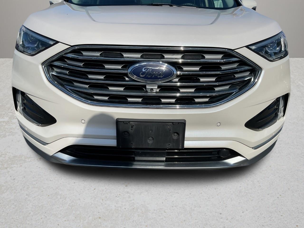 2019 Ford Edge TITANIUM 4DR ALL-WHEEL DRIVE Photo