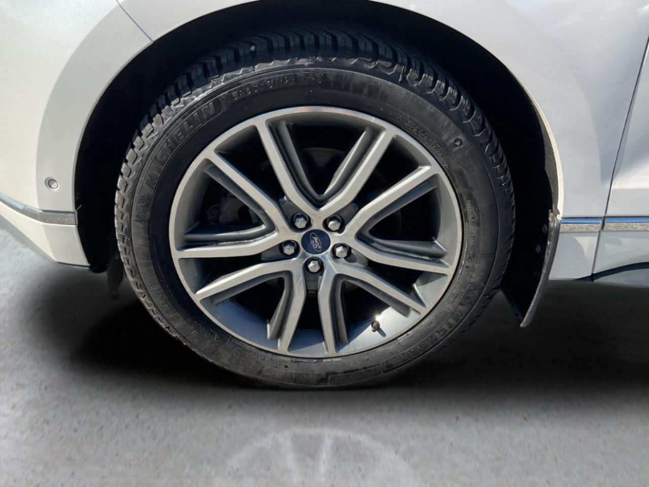2019 Ford Edge TITANIUM 4DR ALL-WHEEL DRIVE Photo