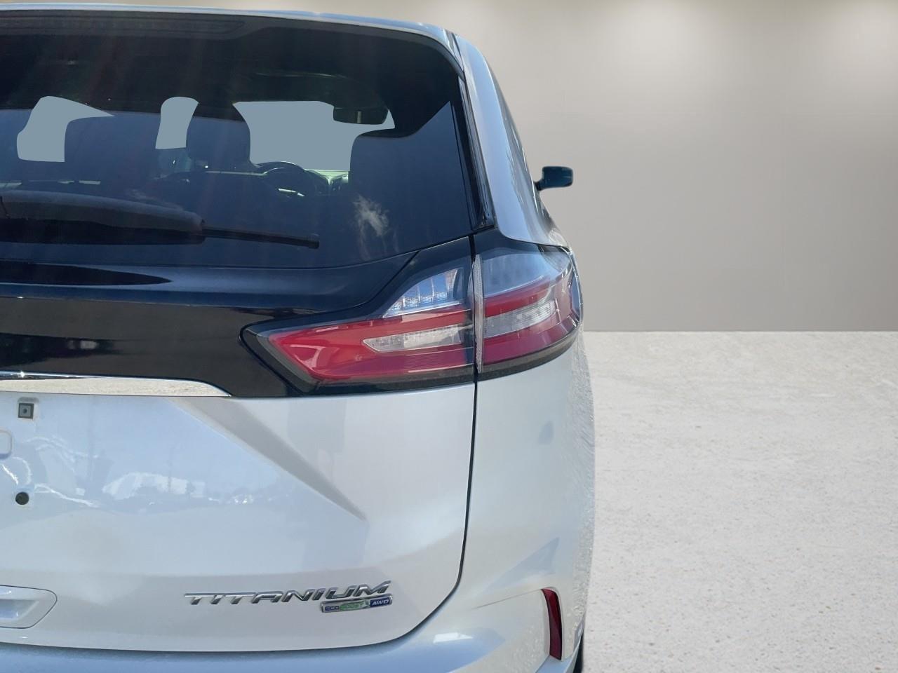 2019 Ford Edge TITANIUM 4DR ALL-WHEEL DRIVE Photo