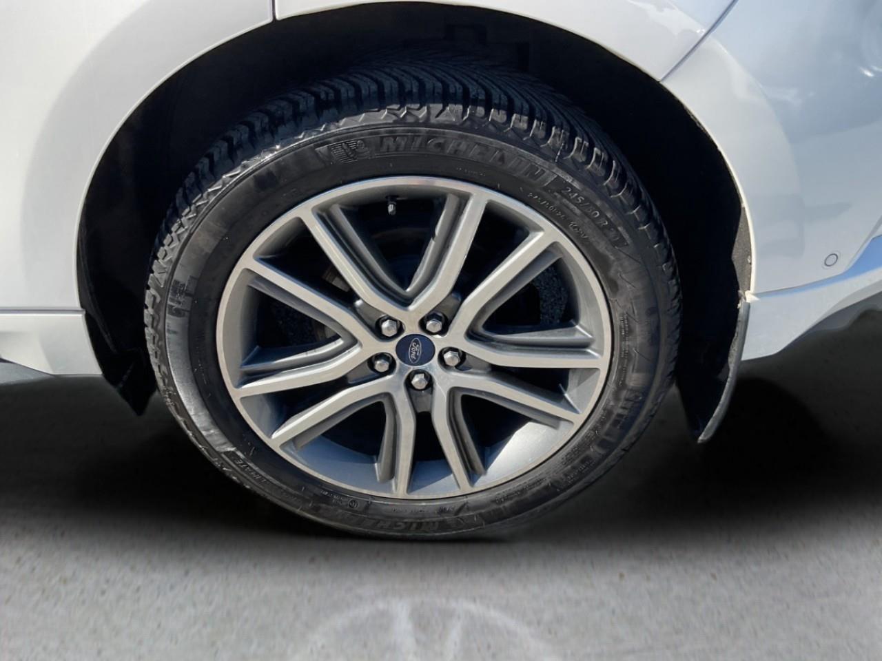 2019 Ford Edge TITANIUM 4DR ALL-WHEEL DRIVE Photo