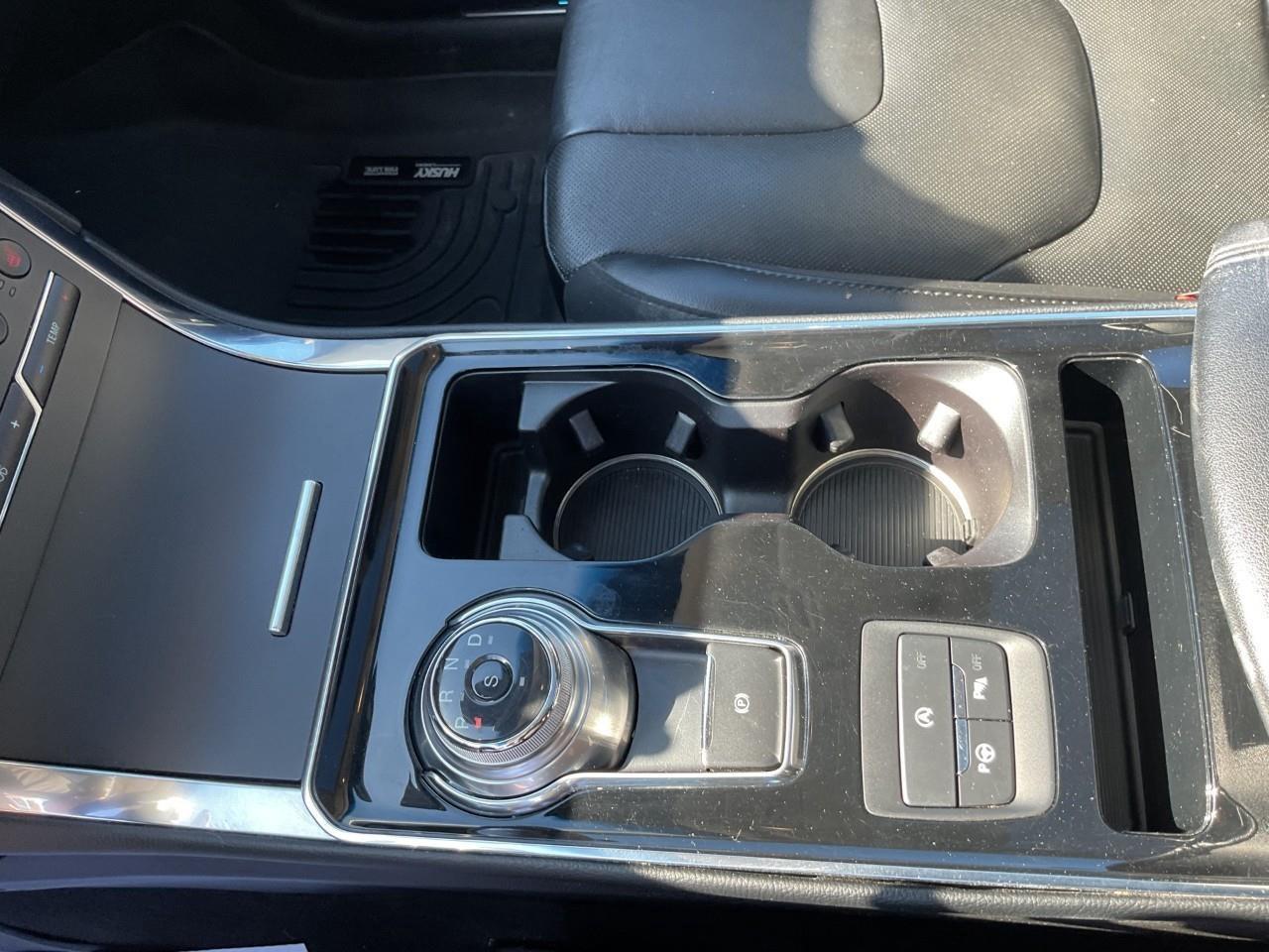 2019 Ford Edge TITANIUM 4DR ALL-WHEEL DRIVE Photo