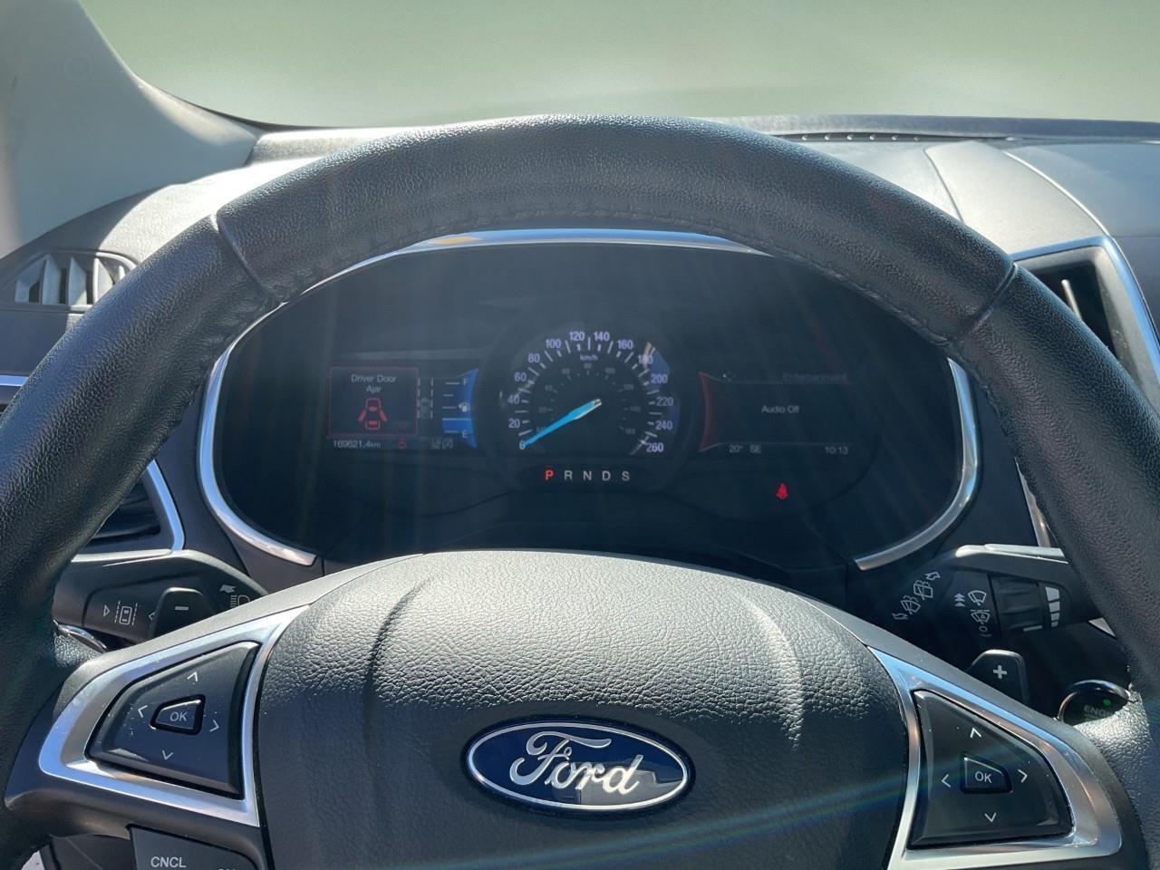 2019 Ford Edge TITANIUM 4DR ALL-WHEEL DRIVE Photo