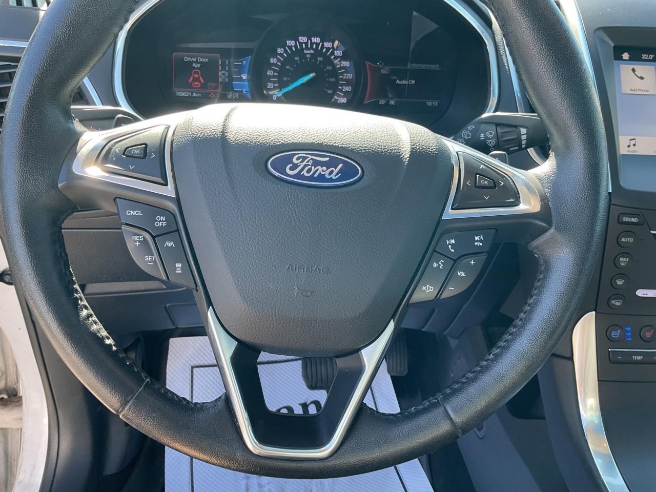 2019 Ford Edge TITANIUM 4DR ALL-WHEEL DRIVE Photo
