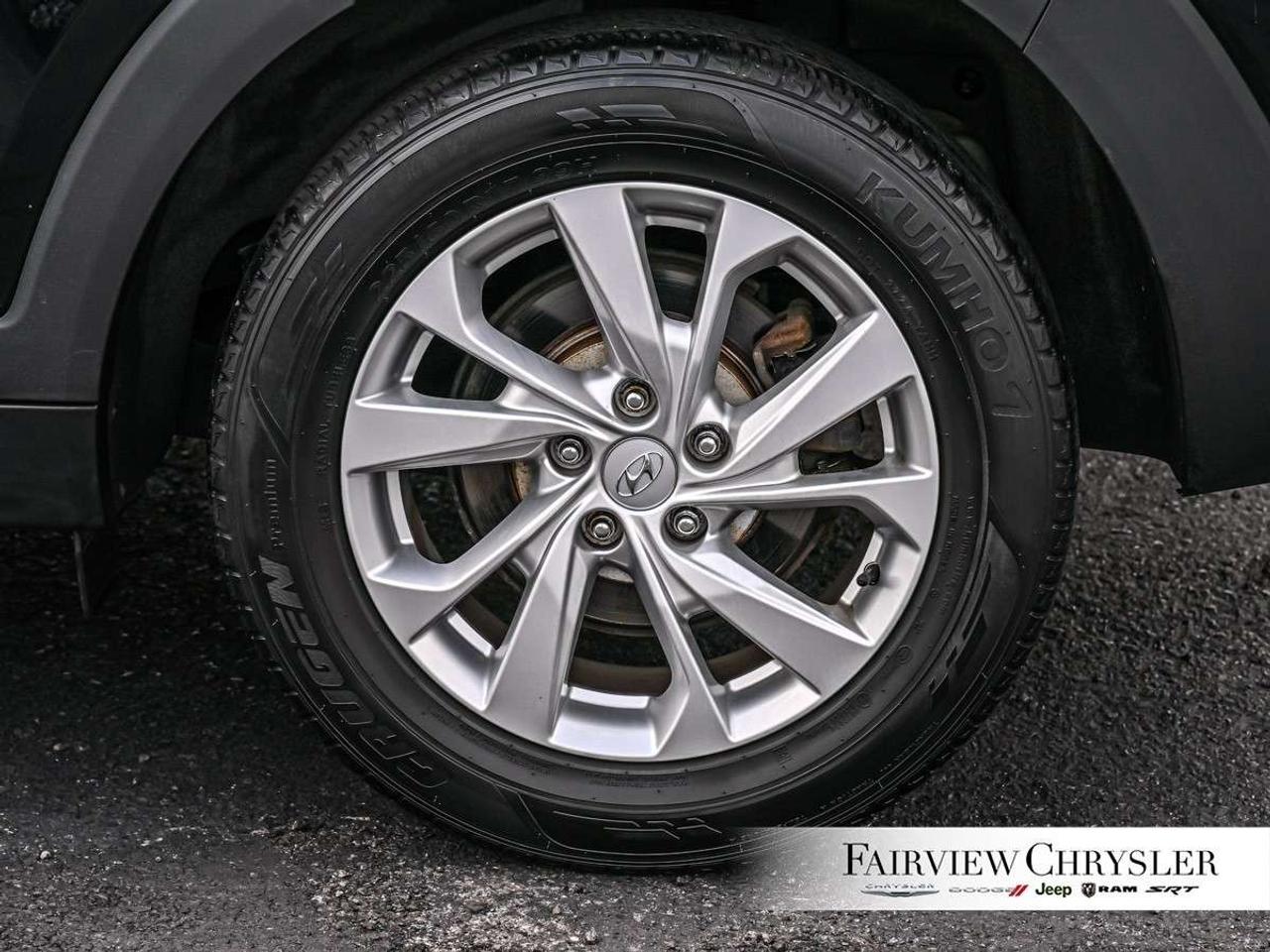 2019 Hyundai Tucson Preferred AWD AWD   HEATED SEATS   BLIND SPOT   BACK UP CAMERA   CARPLAY Photo
