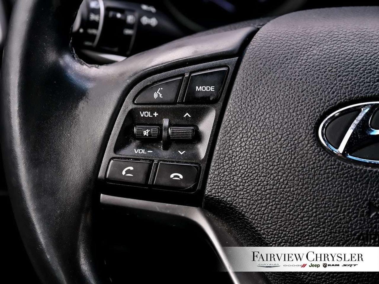 2019 Hyundai Tucson Preferred AWD AWD   HEATED SEATS   BLIND SPOT   BACK UP CAMERA   CARPLAY Photo