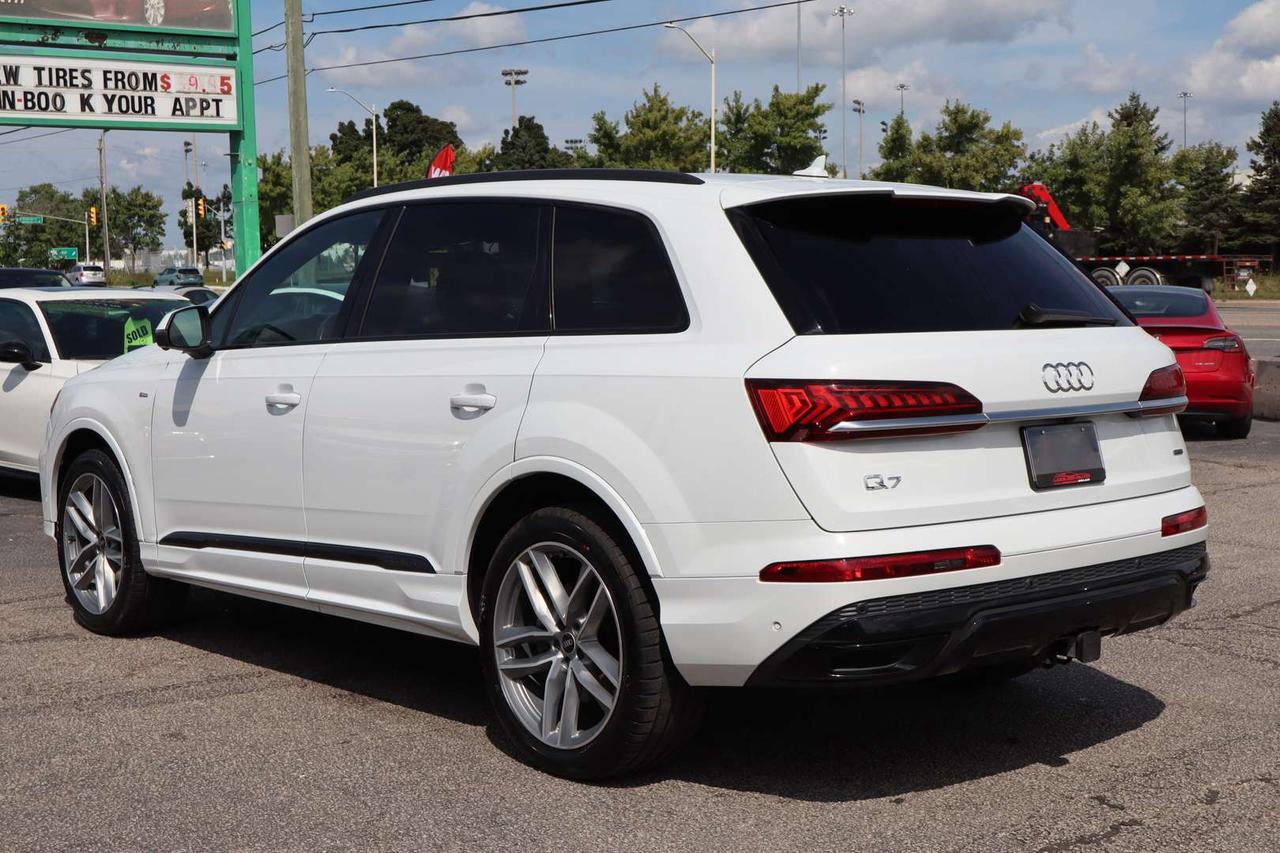 2021 Audi Q7 Progressiv S-Line   55 TFSI V6   Panoramic Sunroof Photo