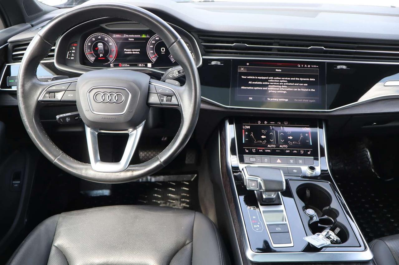 2021 Audi Q7 Progressiv S-Line   55 TFSI V6   Panoramic Sunroof Photo